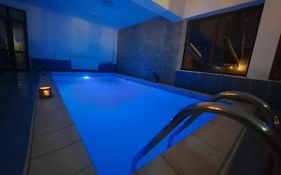 Pensiunea Montan Din Bran,sat Simon Spa Indoor Bran (brasov)